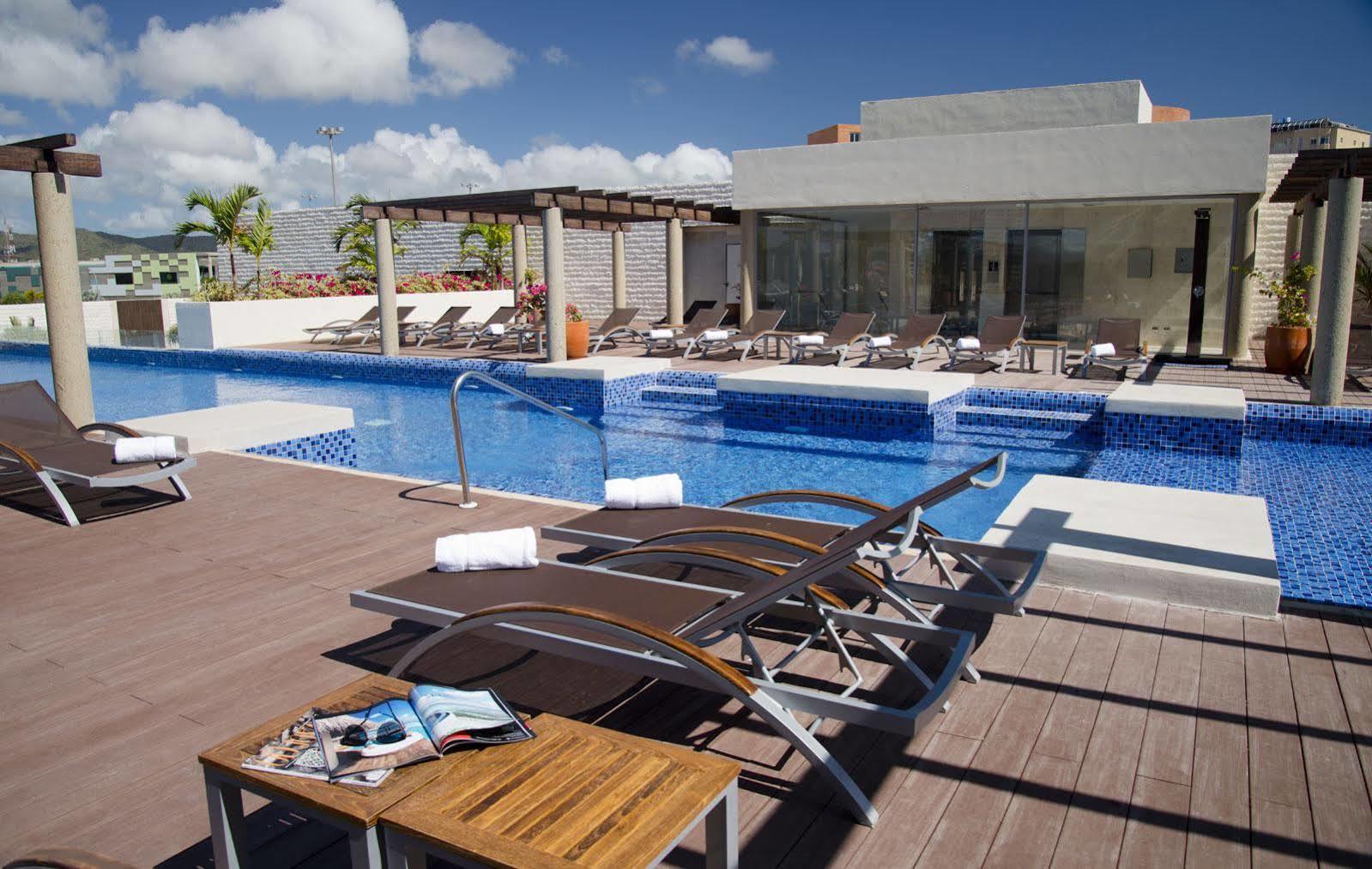 Sunsol Unik Luxury Hotel Порламар Екстериор снимка